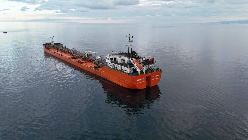 midvolga-2-isimli-gemi-icin-uzman-ekipler-bekleniyor