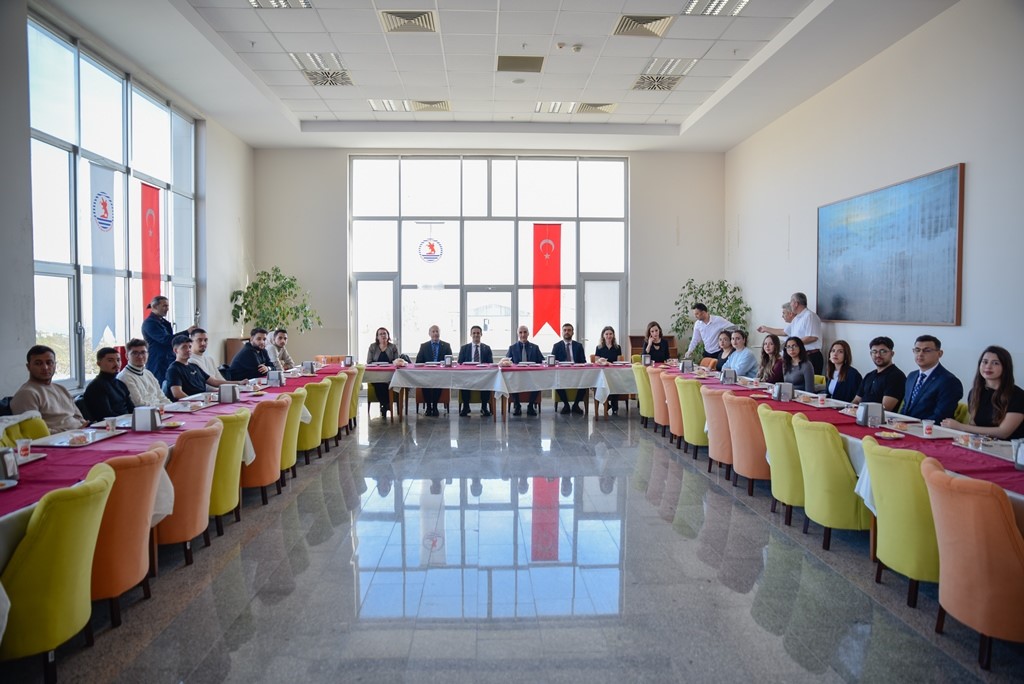 omude-uyumfest25te-derece-alan-ogrencilere-ozel-gezi