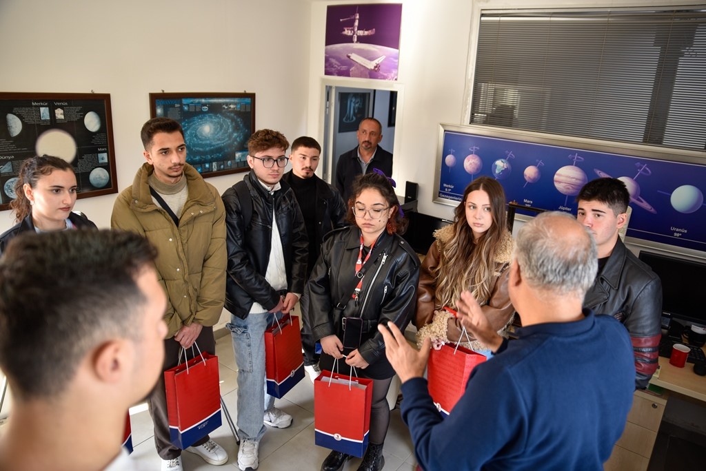 omude-uyumfest25te-derece-alan-ogrencilere-ozel-gezi