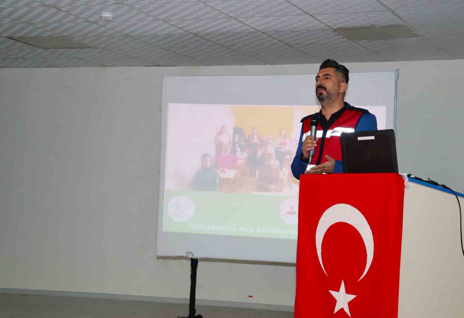 orduda-anneler-narkotik-suclara-karsi-bilgilendirildi