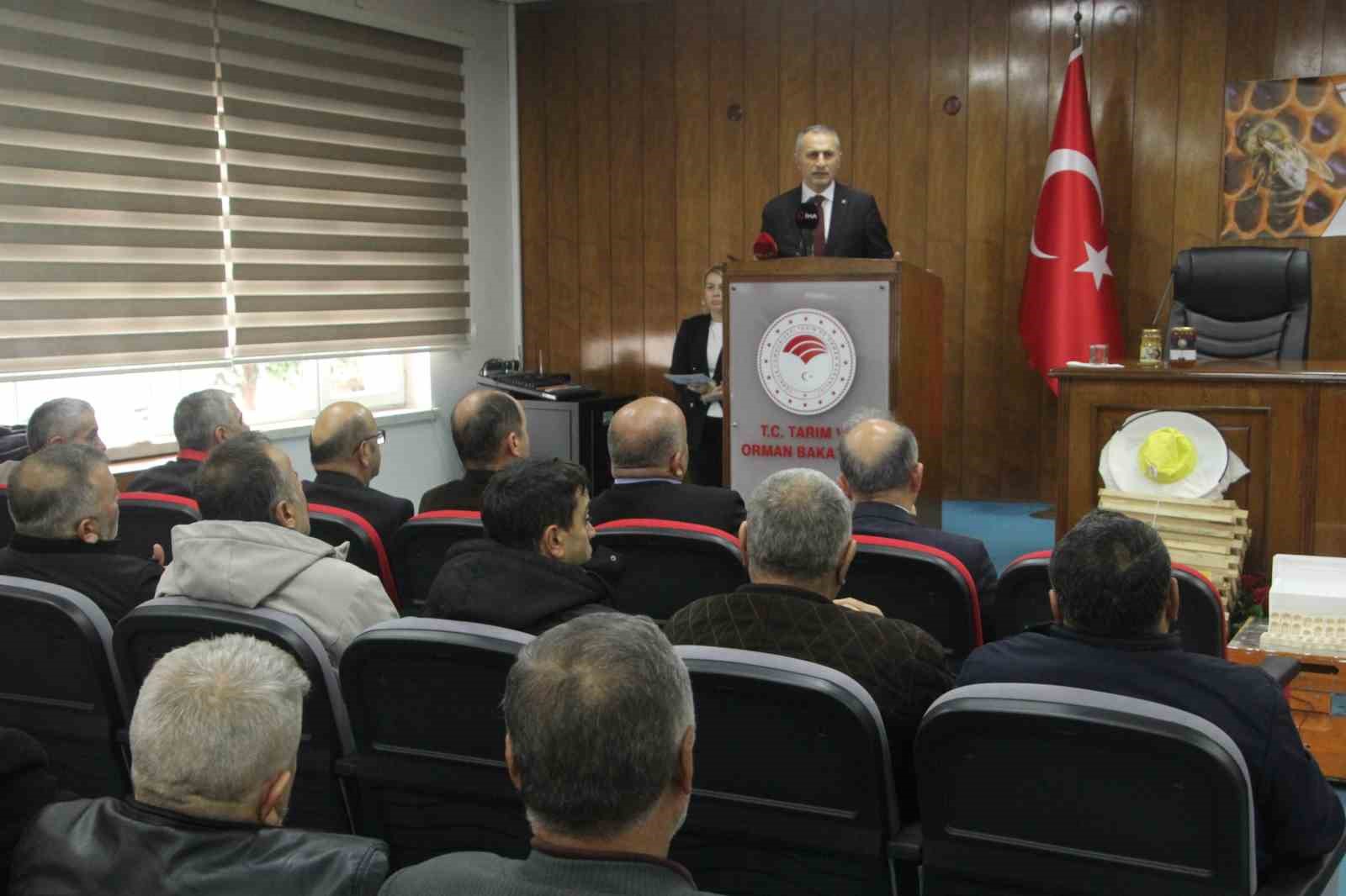 orduda-aricilara-malzeme-destegi