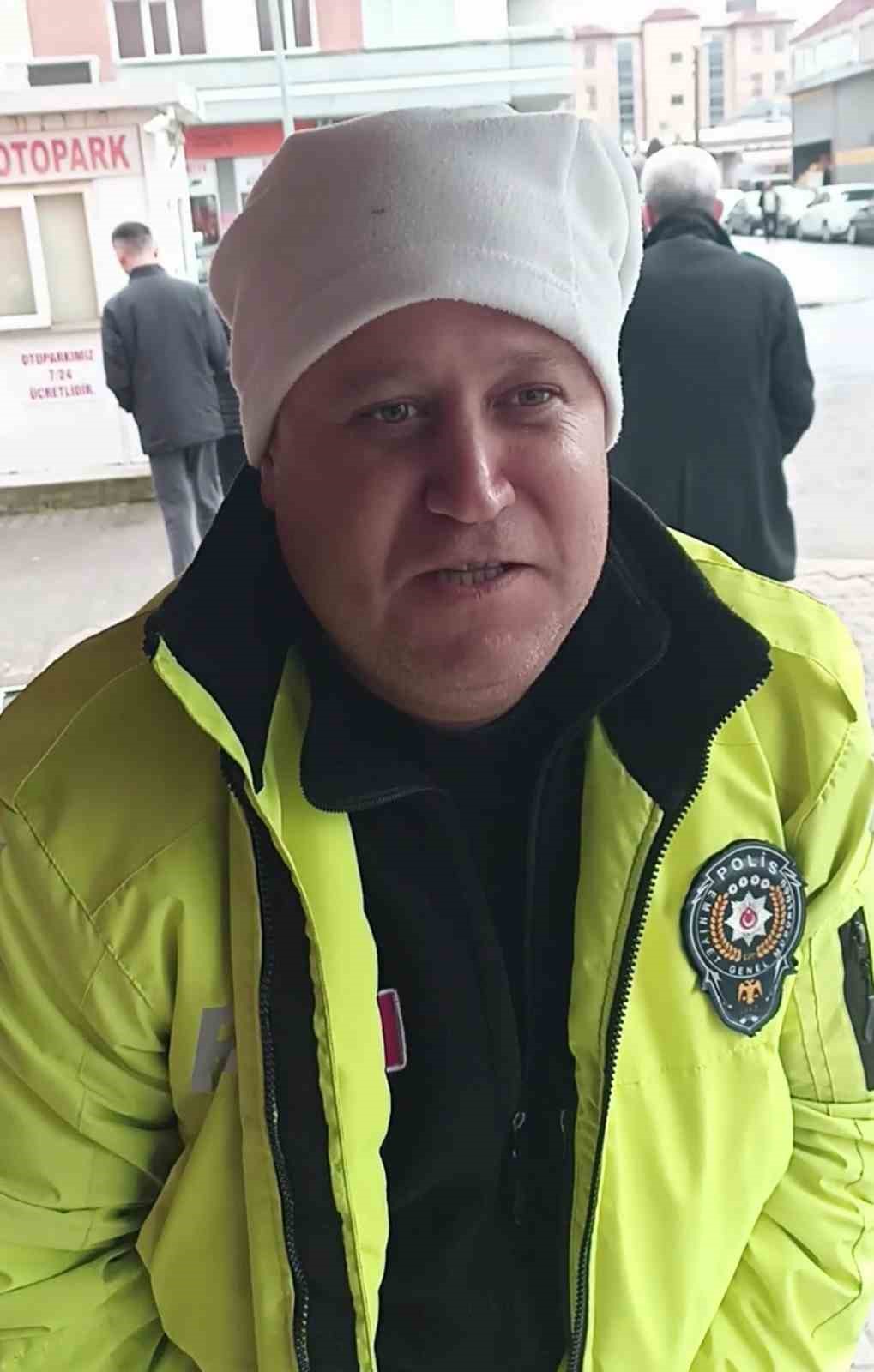 orduda-usuyen-kucuk-kiza-polislerden-yurekleri-isitan-hareket