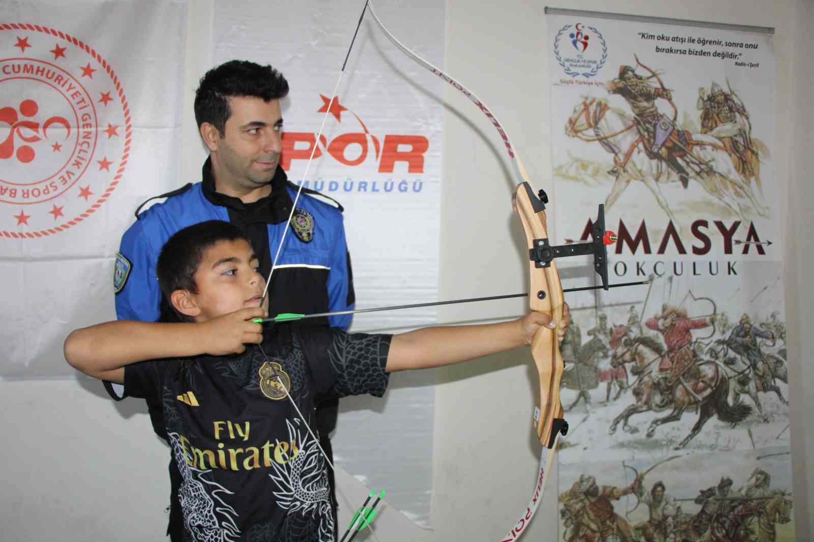 polislerin-destegiyle-okcu-oldular