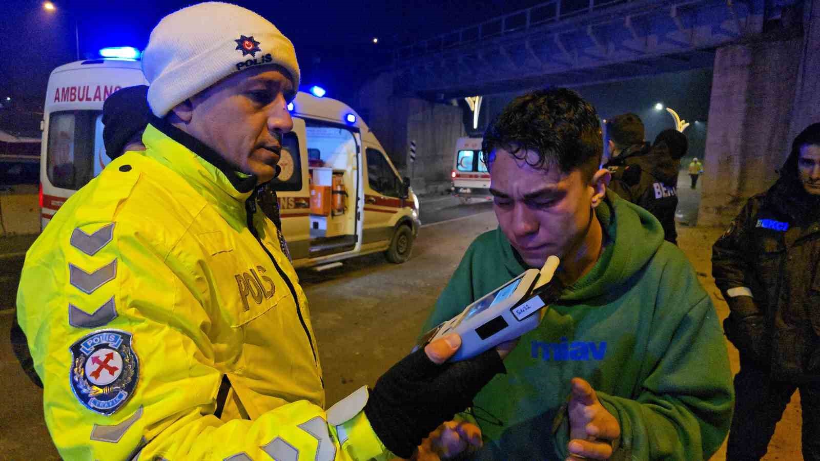 polisten-kacan-alkollu-surucu-kaza-yapinca-yakalandi