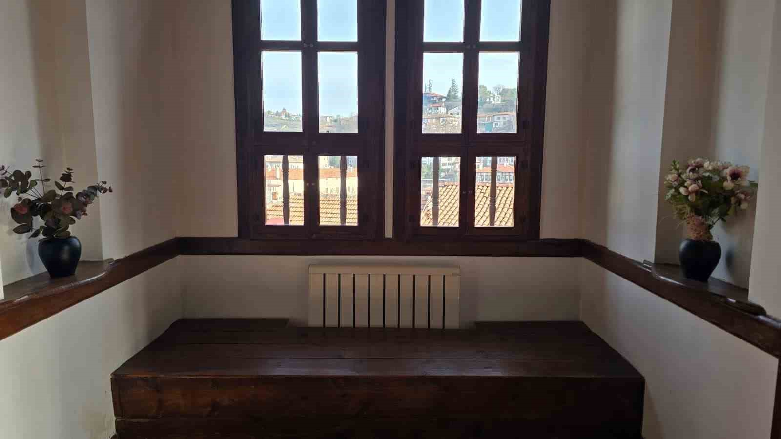 restore-edilerek-korunan-222-yillik-konaga-odul