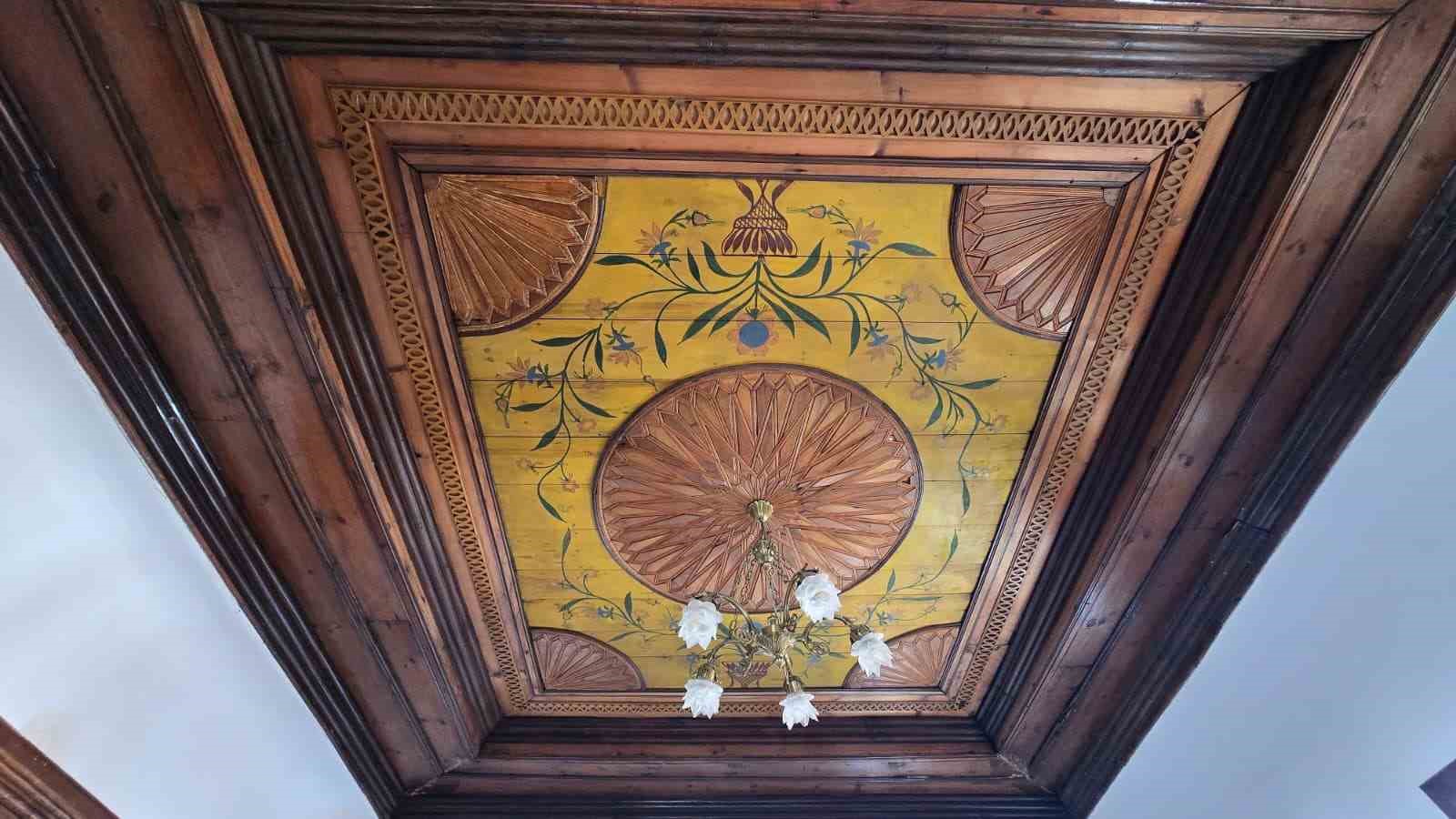 restore-edilerek-korunan-222-yillik-konaga-odul