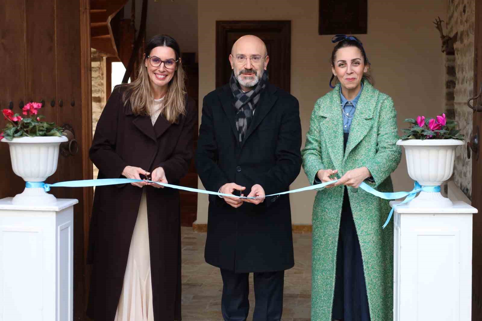 restore-edilerek-korunan-222-yillik-konaga-odul