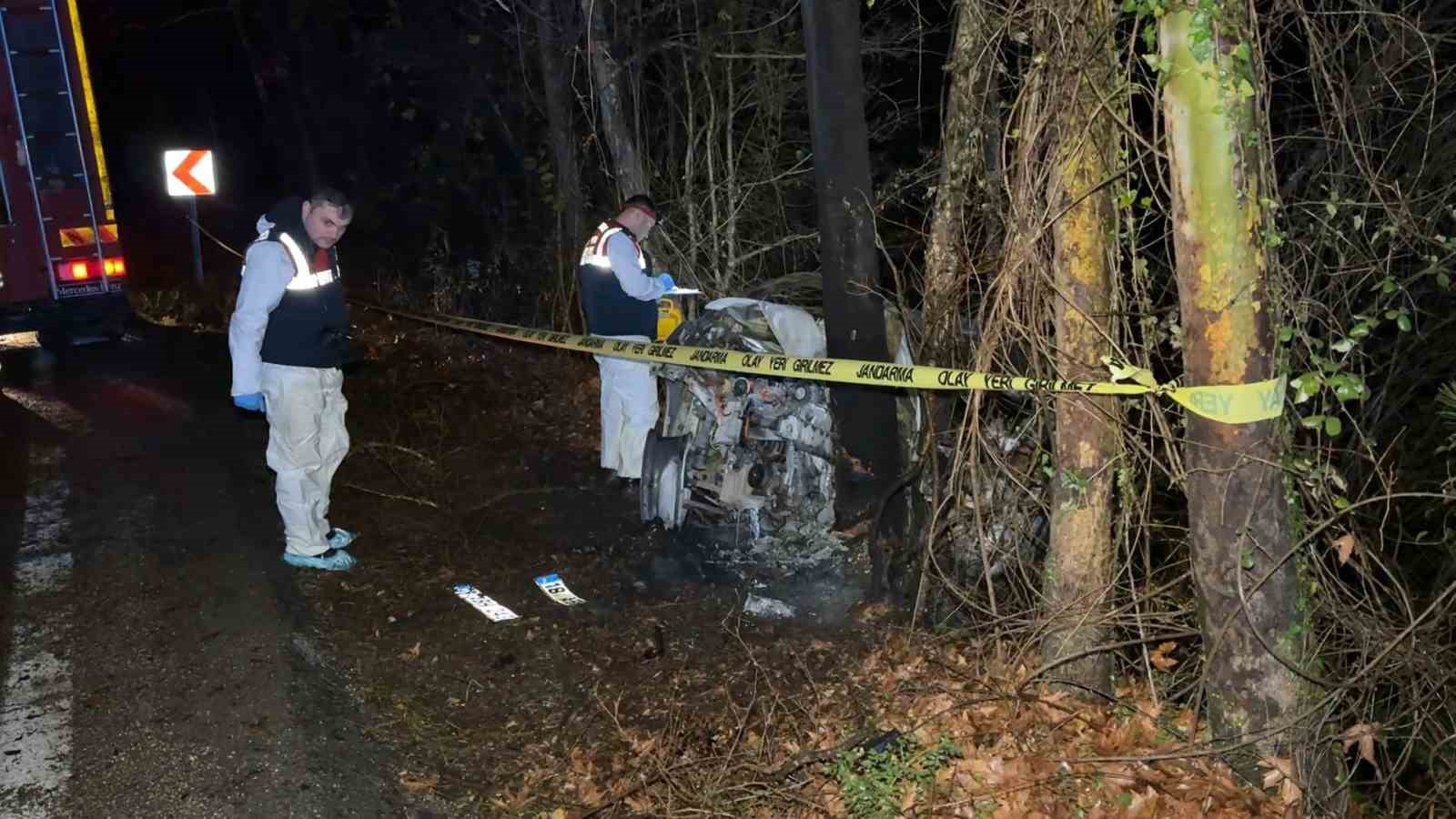 safranboluda-feci-kaza-surucu-aracta-yanarak-hayatini-kaybetti