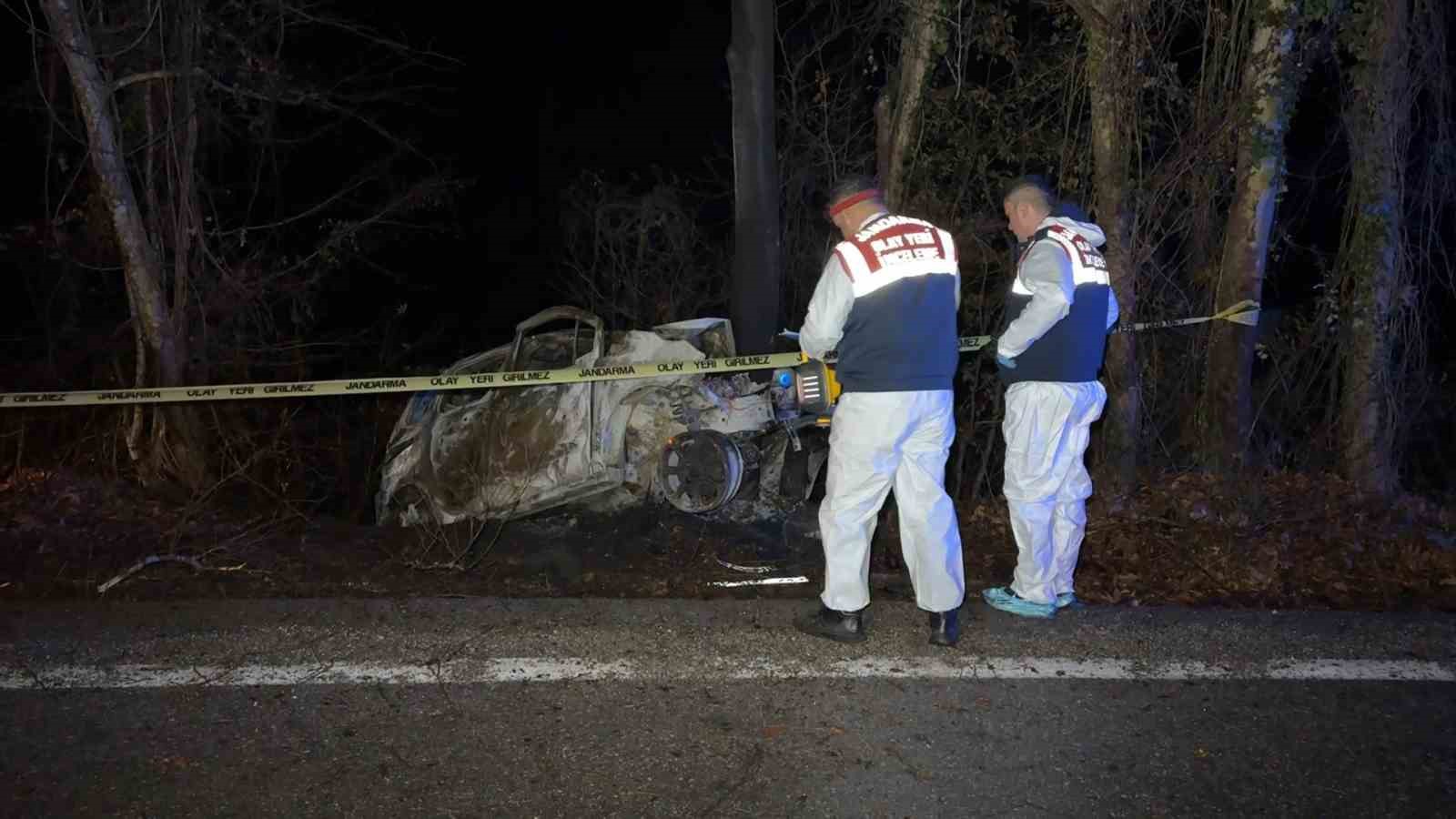 safranboluda-feci-kaza-surucu-aracta-yanarak-hayatini-kaybetti