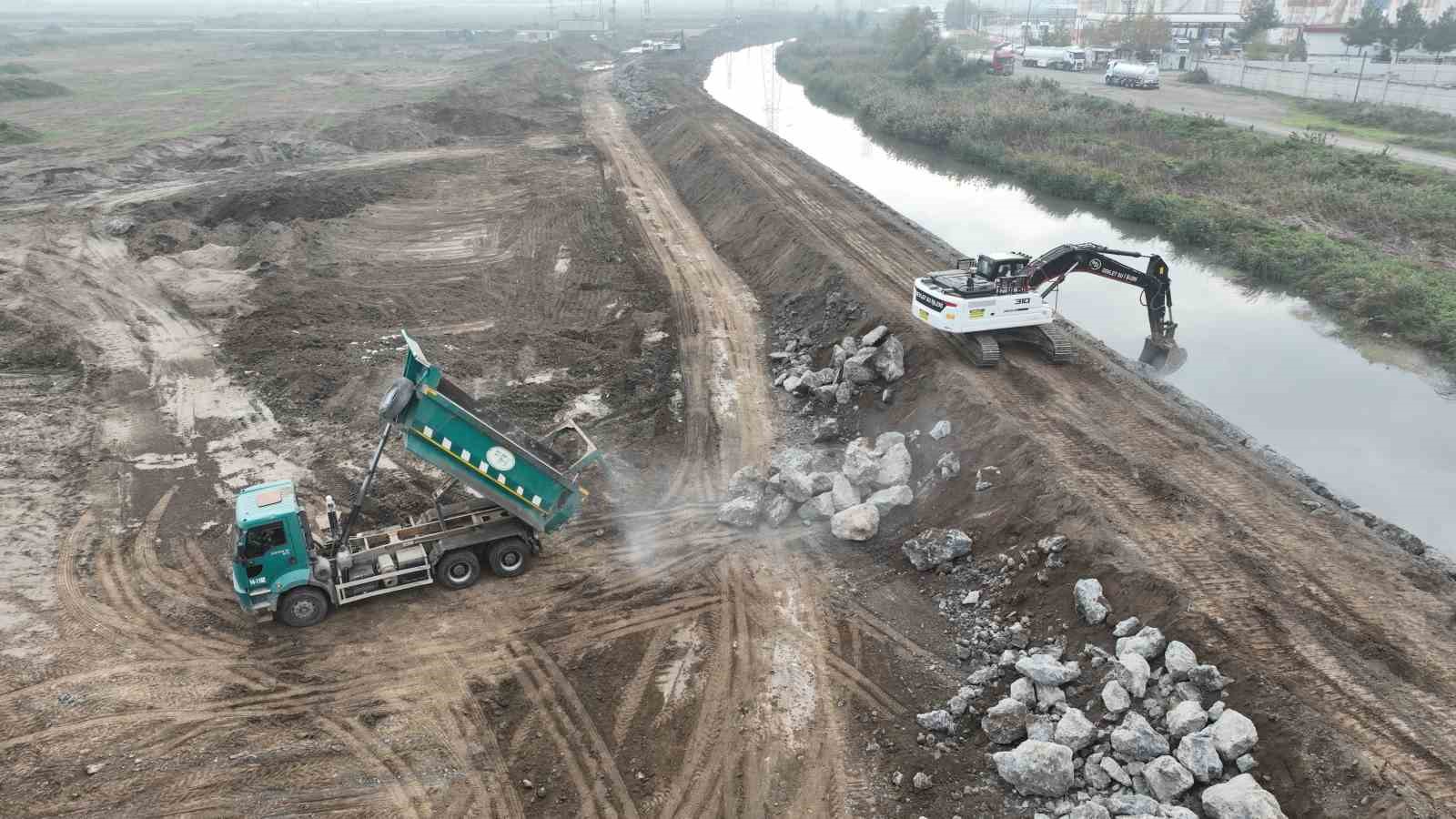 samsun-yeni-osbde-islah-ve-drenaj-calismalari-suruyor