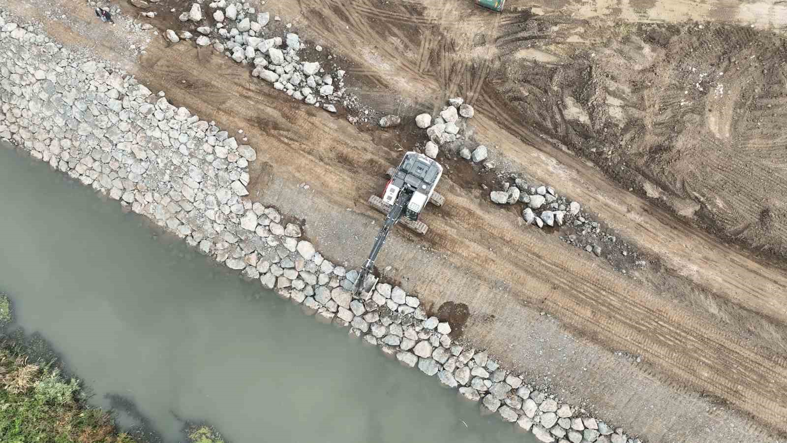 samsun-yeni-osbde-islah-ve-drenaj-calismalari-suruyor