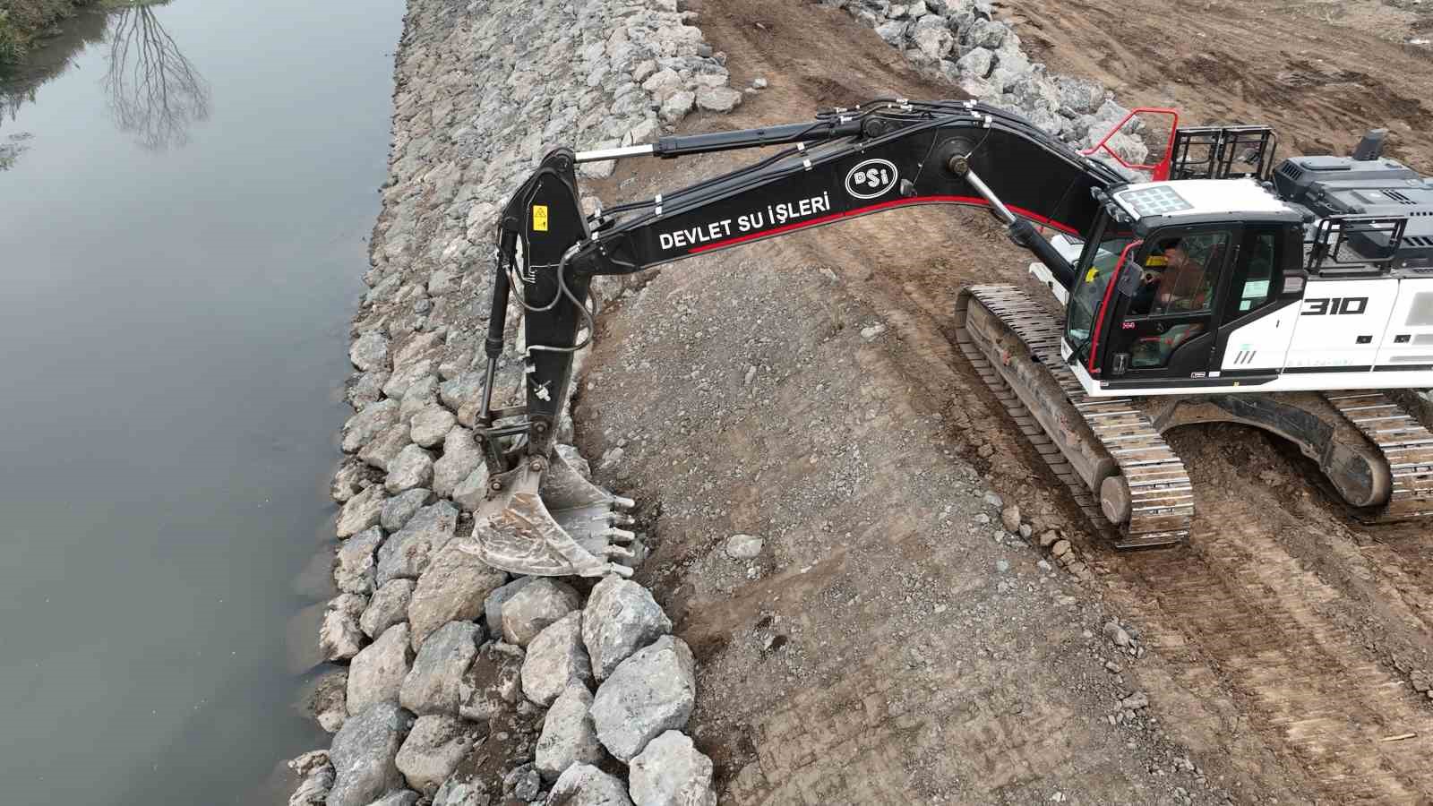 samsun-yeni-osbde-islah-ve-drenaj-calismalari-suruyor