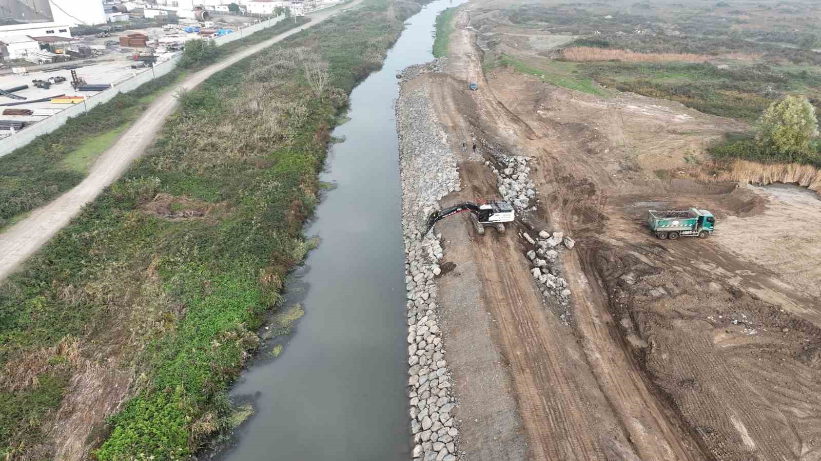 samsun-yeni-osbde-islah-ve-drenaj-calismalari-suruyor