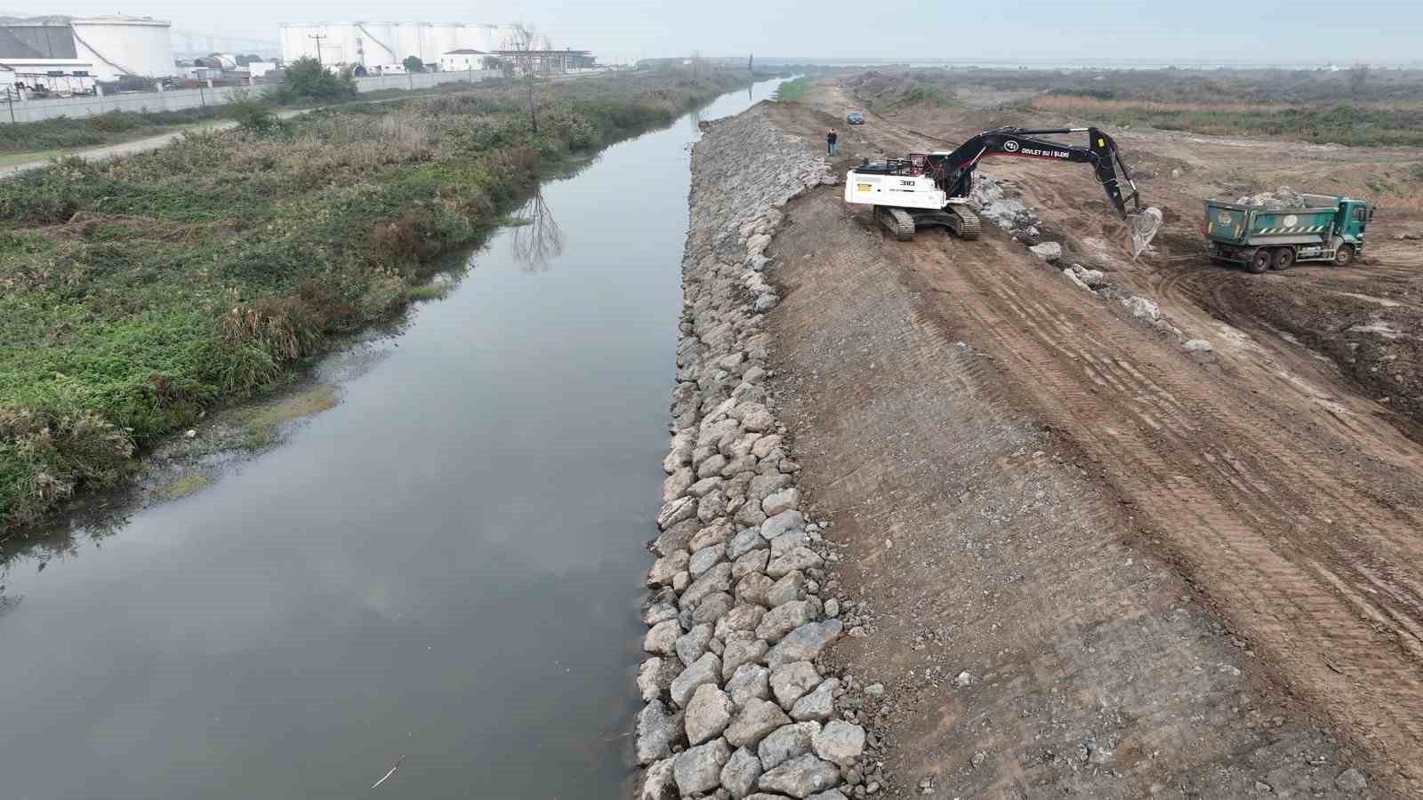 samsun-yeni-osbde-islah-ve-drenaj-calismalari-suruyor