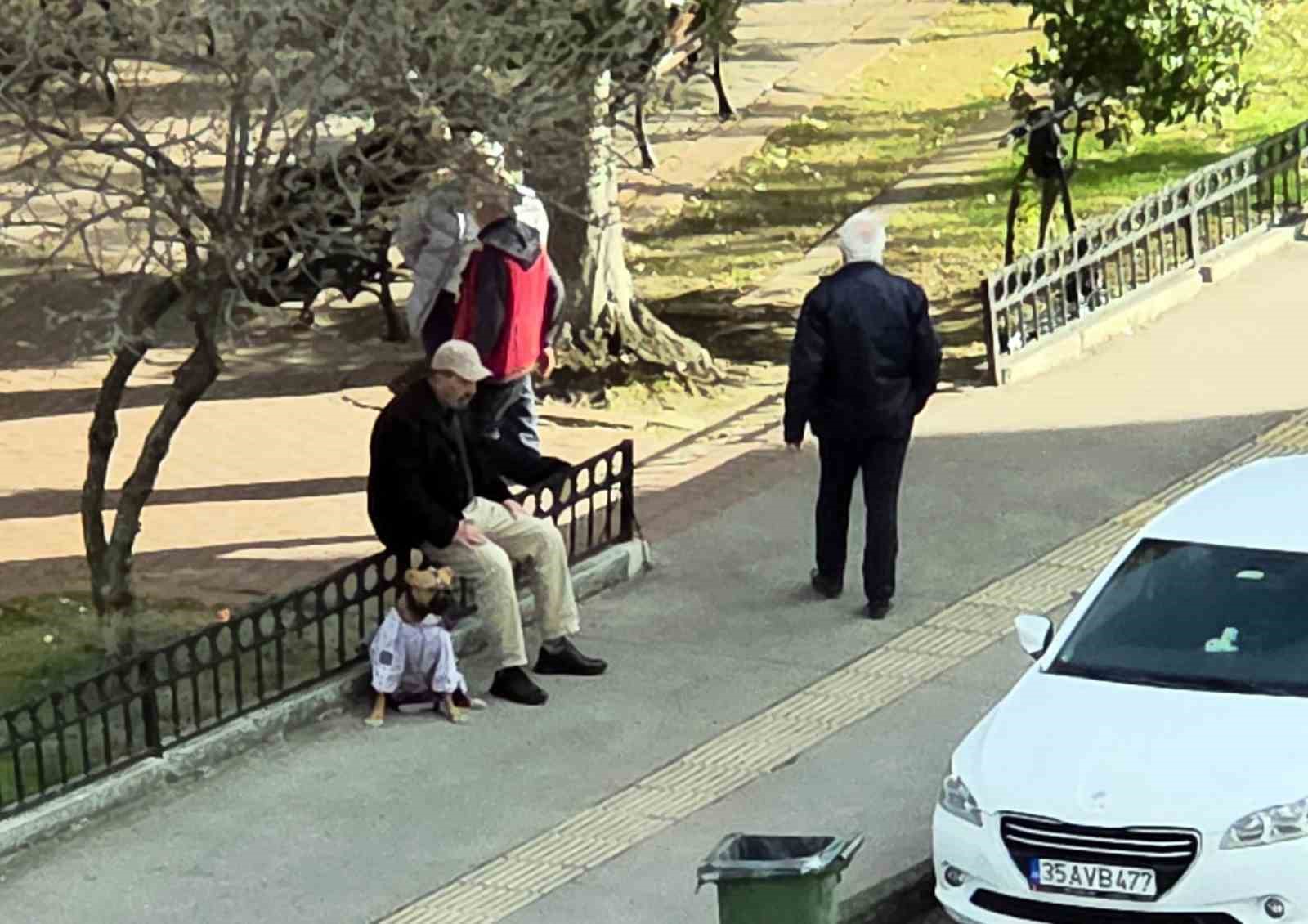 samsunda-iki-yasli-adamin-kavgasini-araya-girenler-onledi