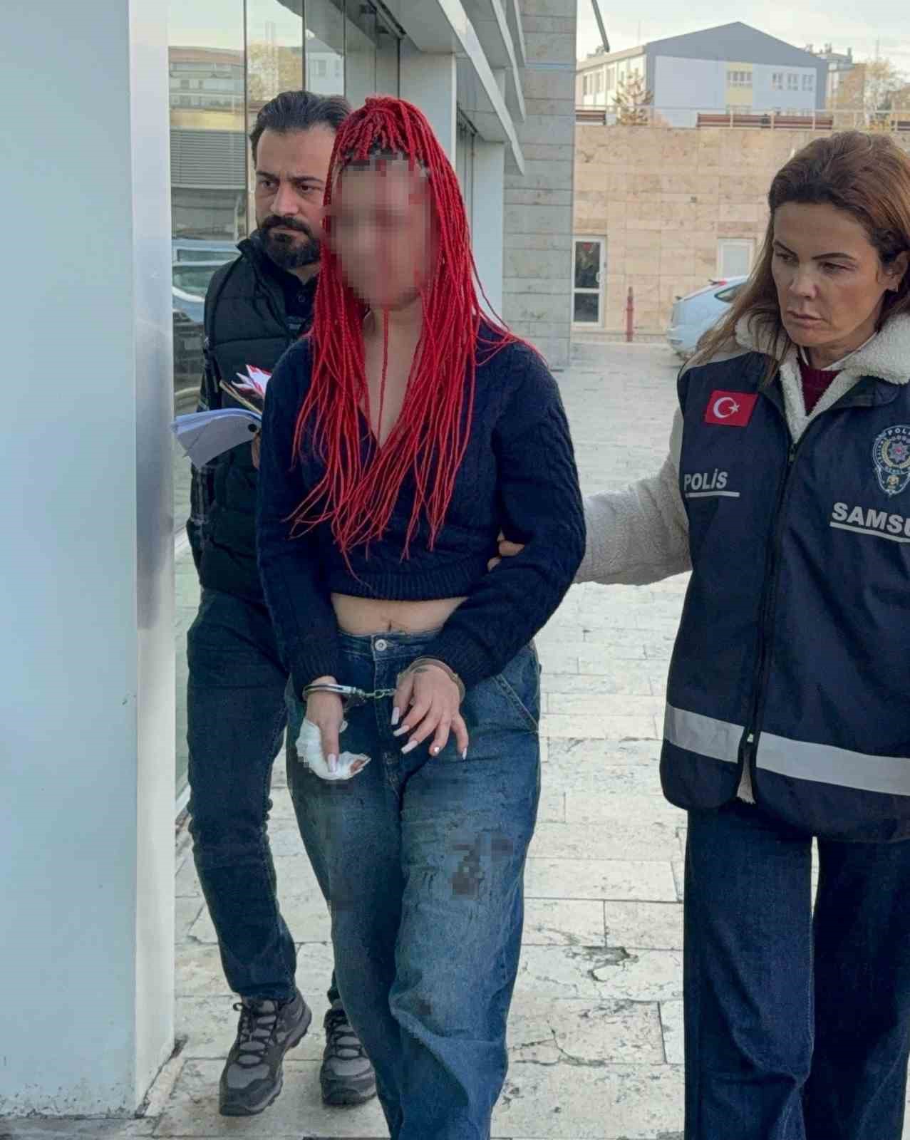 tartistigi-sahsi-17-yerinden-bicaklayan-kadin-tutuklandi