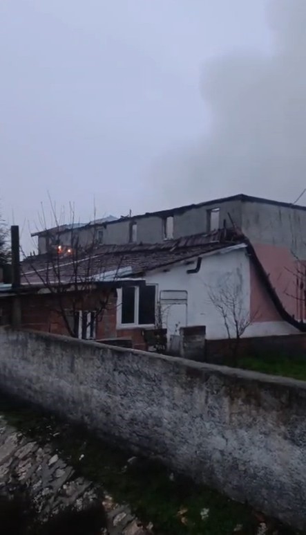 turhalda-cikan-yanginda-bir-kadin-hayatini-kaybetti