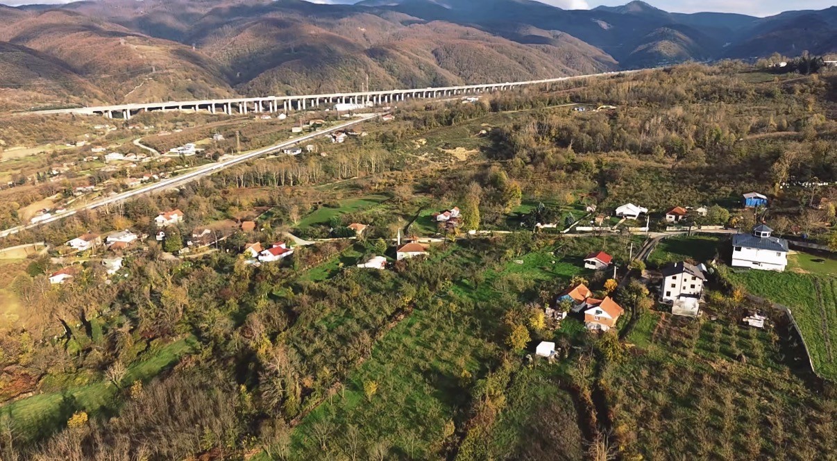 turkiyenin-en-onemli-gecis-guzergahi-ayni-karede