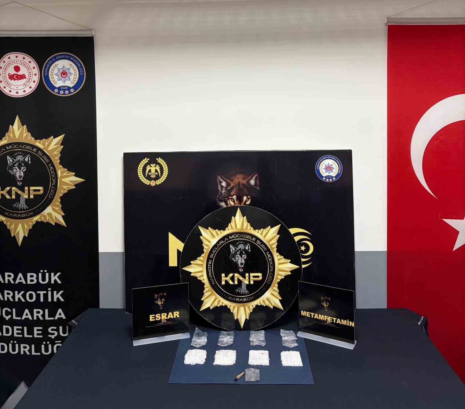 uyusturucu-operasyonlarinda-2-kisi-tutuklandi