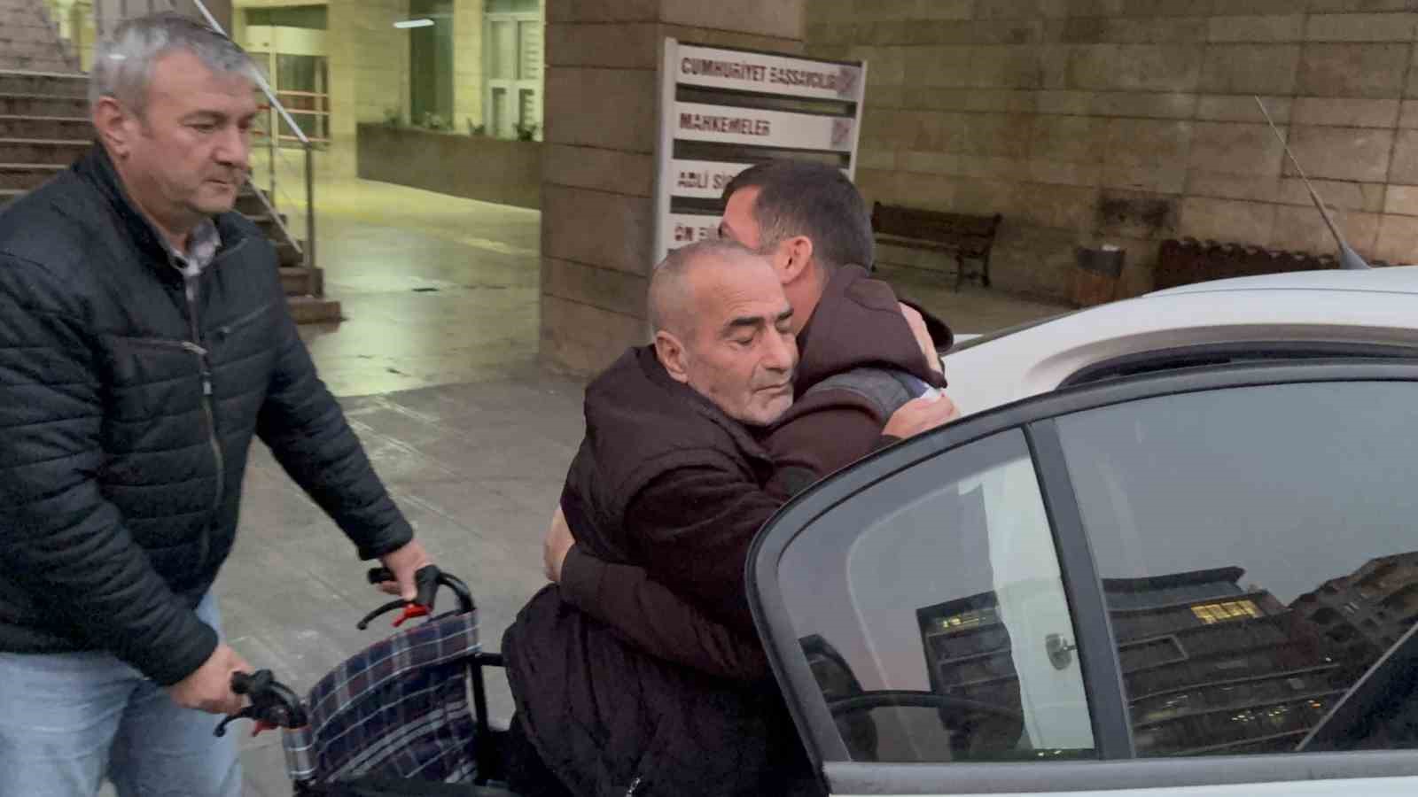 uyusturucu-ticaretinden-11-yil-ceza-yedi-ayaklari-olmayan-hukumlu-tekerlekli-sandalyeyle-cezaevine-goturuldu