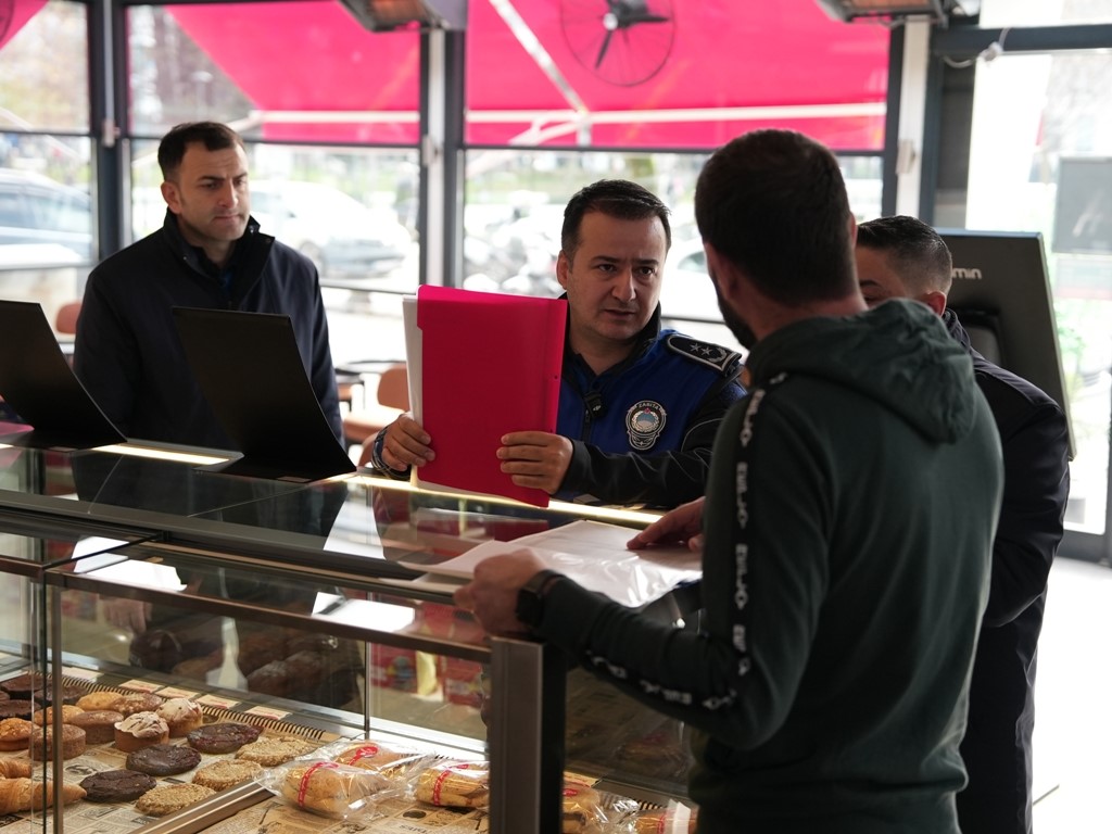 zabita-ekipleri-yilbasi-oncesi-tek-tek-denetledi