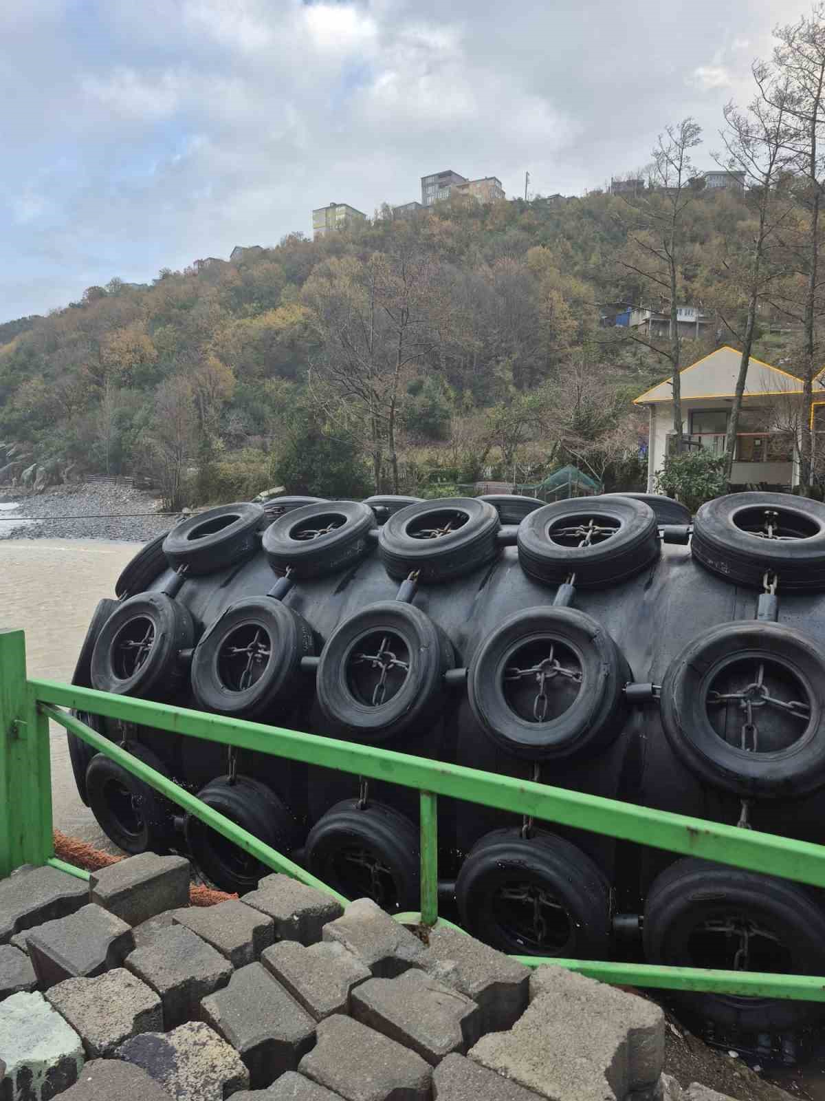 zonguldakta-kopruyu-tehdit-eden-dev-cisme-itfaiye-mudahalesi