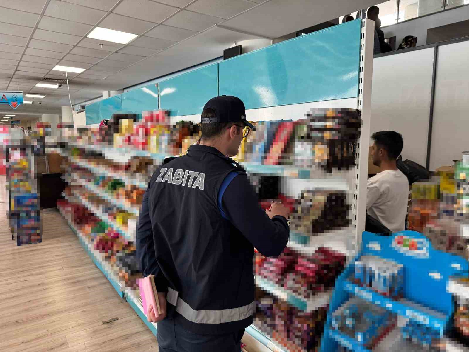 corumda-hastane-ve-okul-kantinleri-ile-marketler-denetlendi