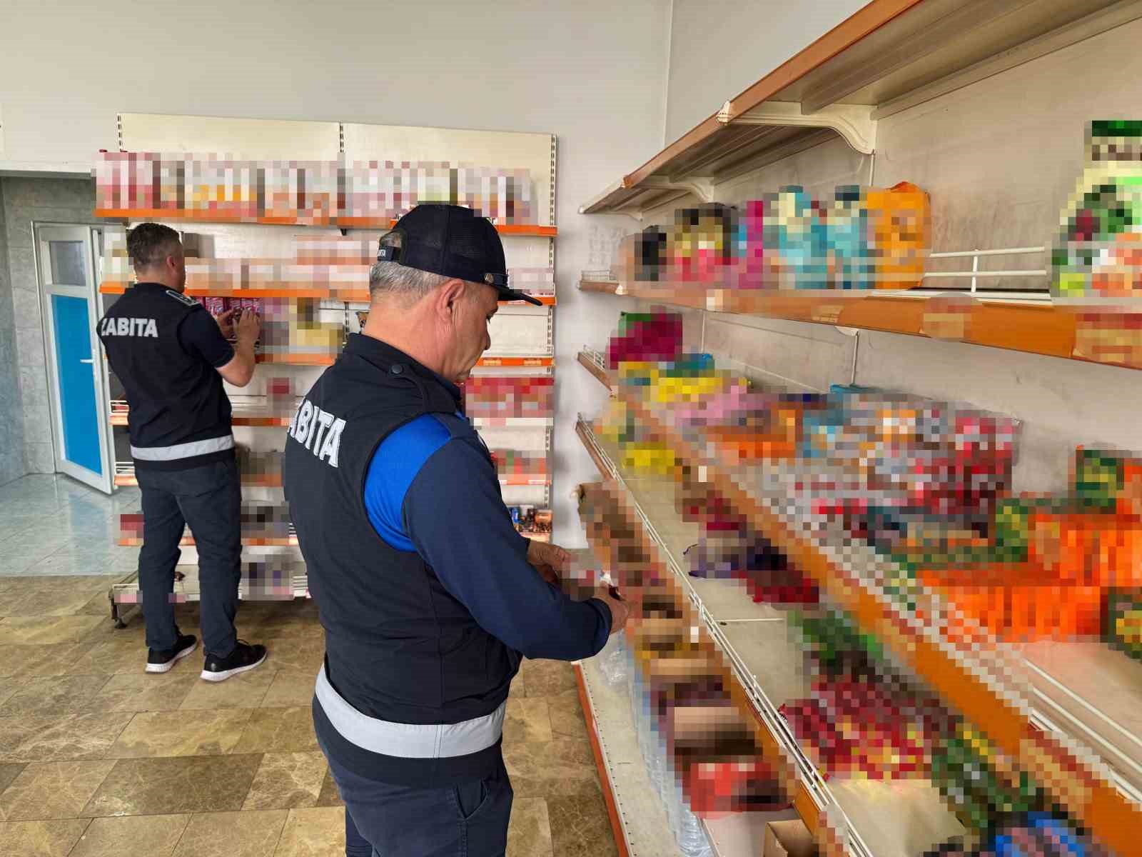 corumda-hastane-ve-okul-kantinleri-ile-marketler-denetlendi