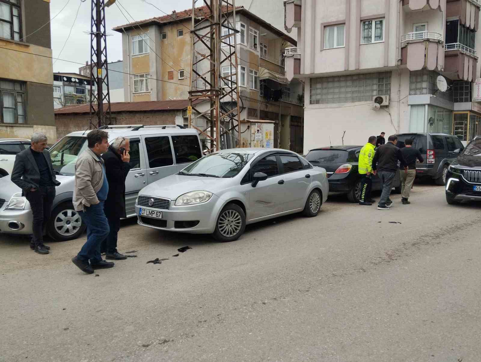 motosikletin-carptigi-yaya-yaralandi