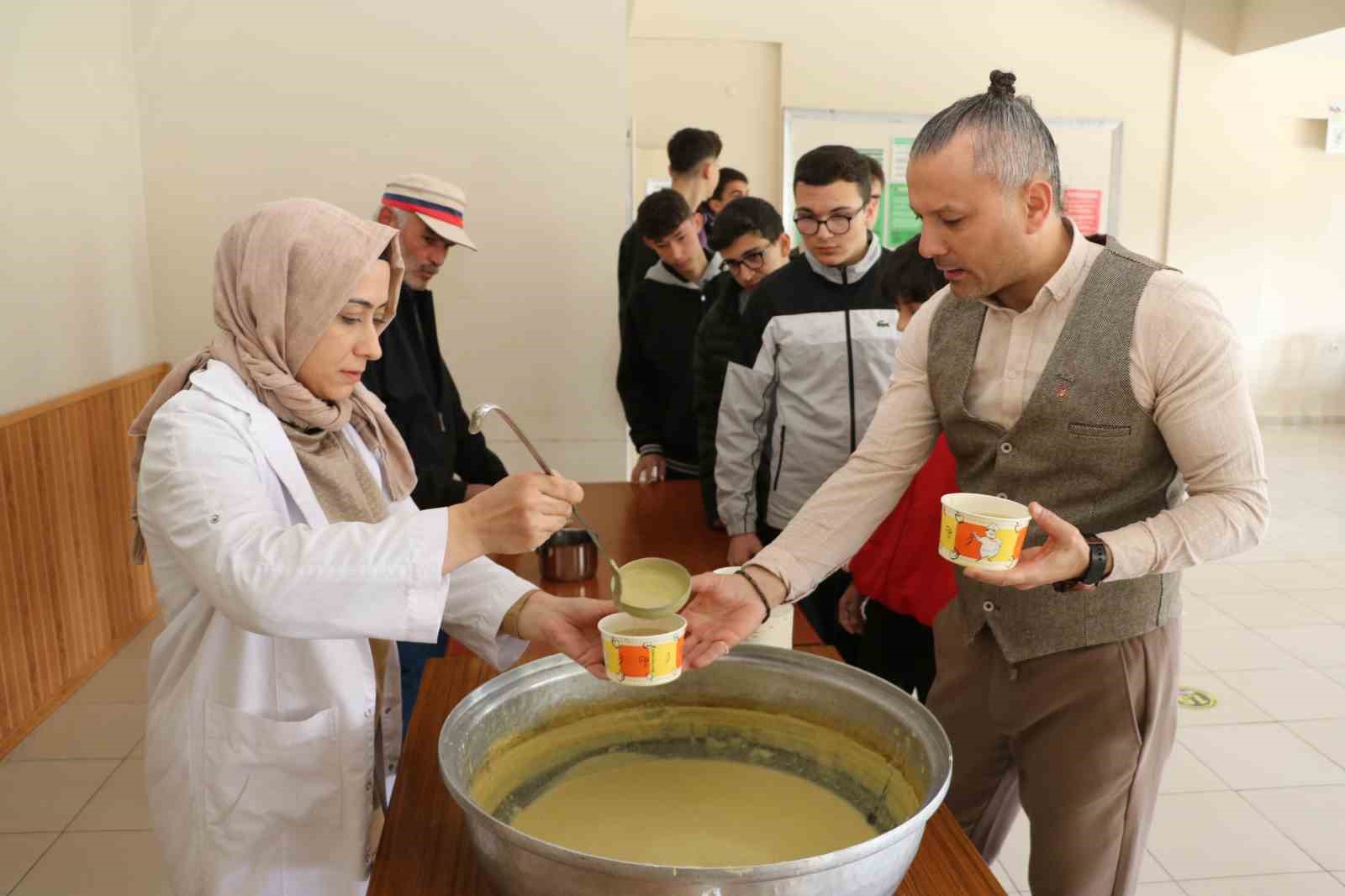 amasyada-ogrencilere-sicak-bir-baslangic-en-saglikli-kase-projesi-hayata-gecti