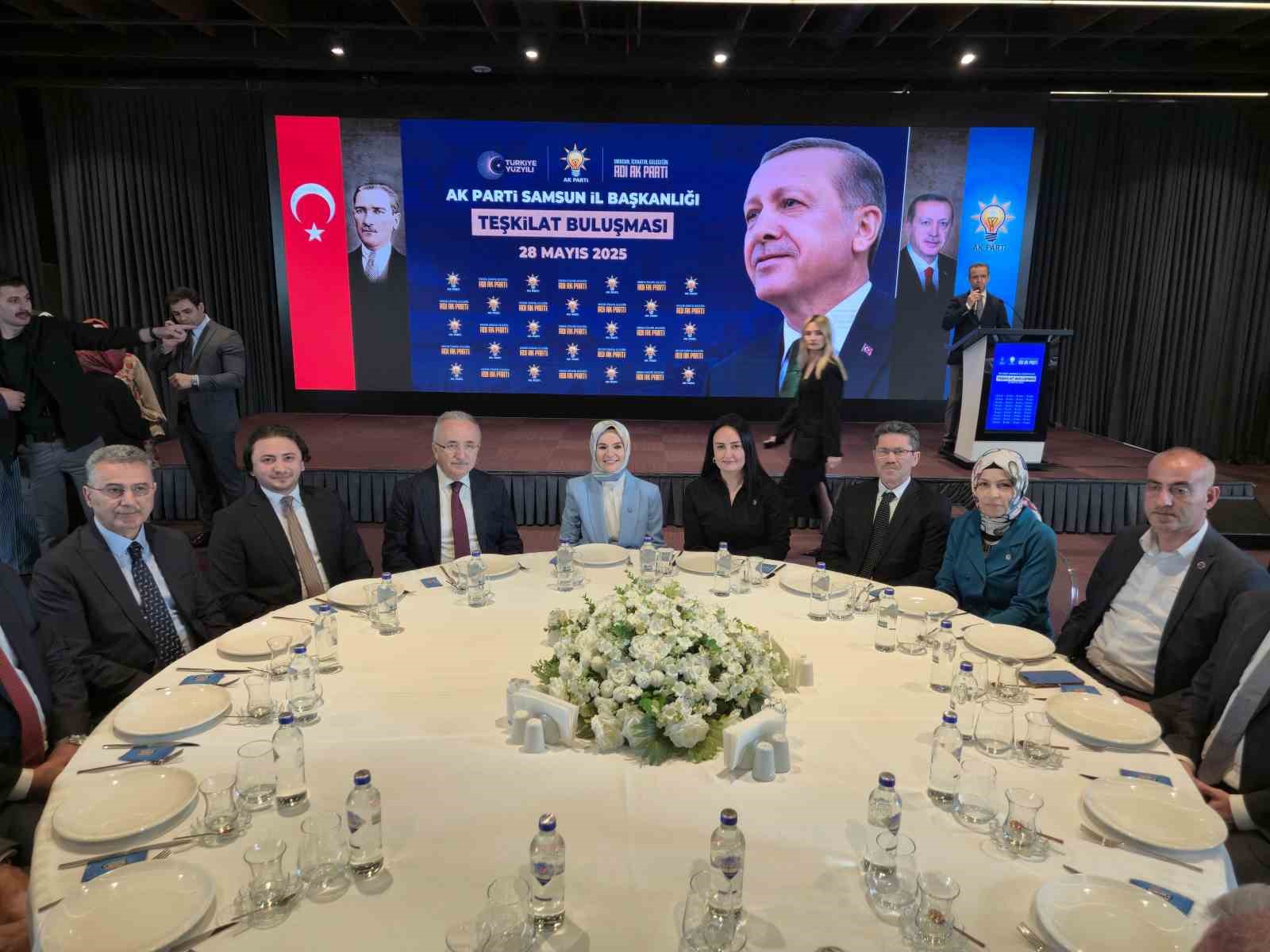bakan-goktas-163-bin-295-annenin-hesabina-dogum-yardimi-bugun-yatiyor