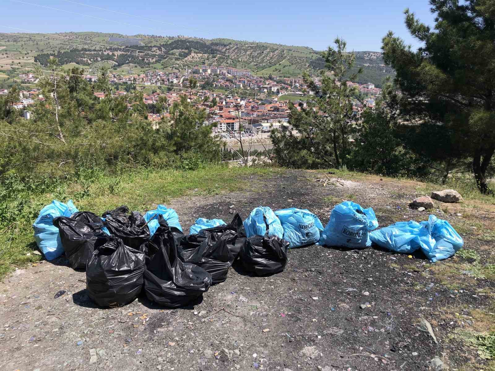 bir-avuc-genc-bir-dag-cop