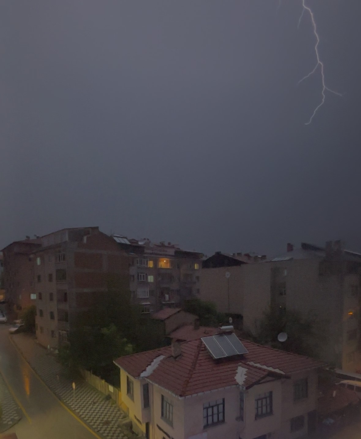 boluda-yildirim-dusme-anlari-korku-filmlerini-aratmadi