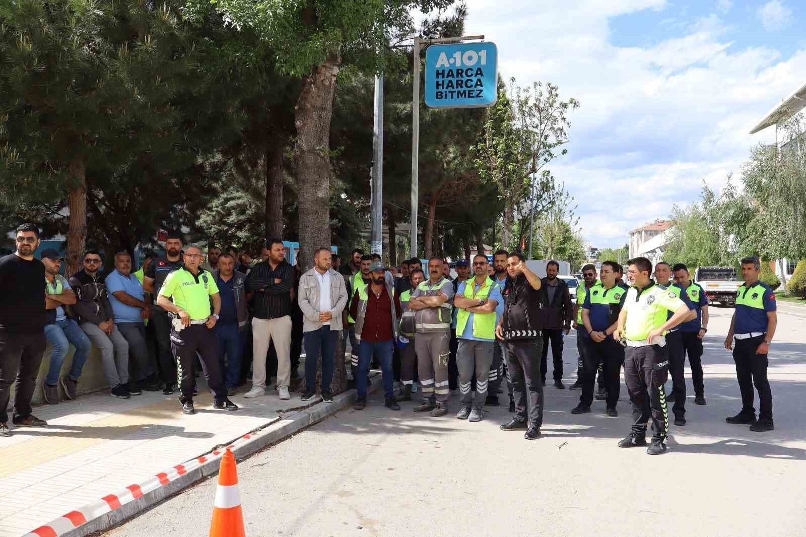 corum-belediye-personeline-yol-guvenligi-egitimi