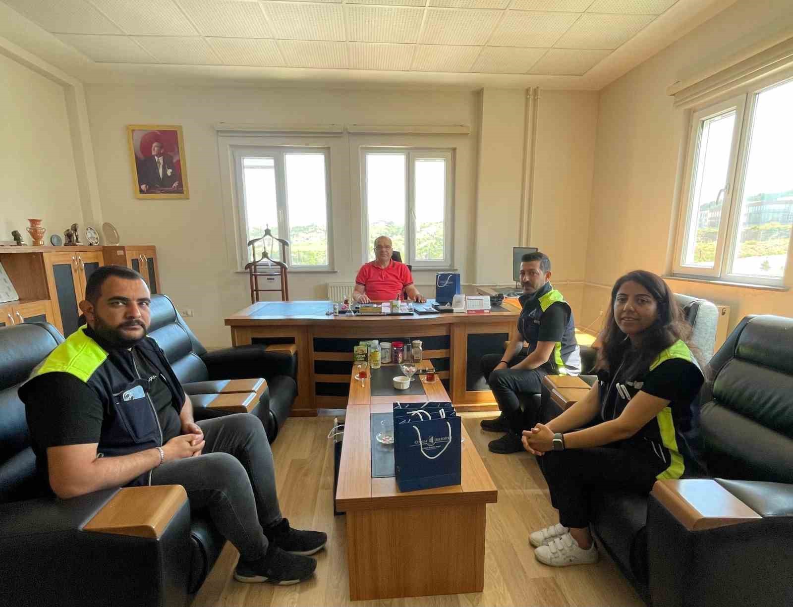 corum-belediyesinden-220-kamu-kurulusuna-memnuniyet-ziyareti
