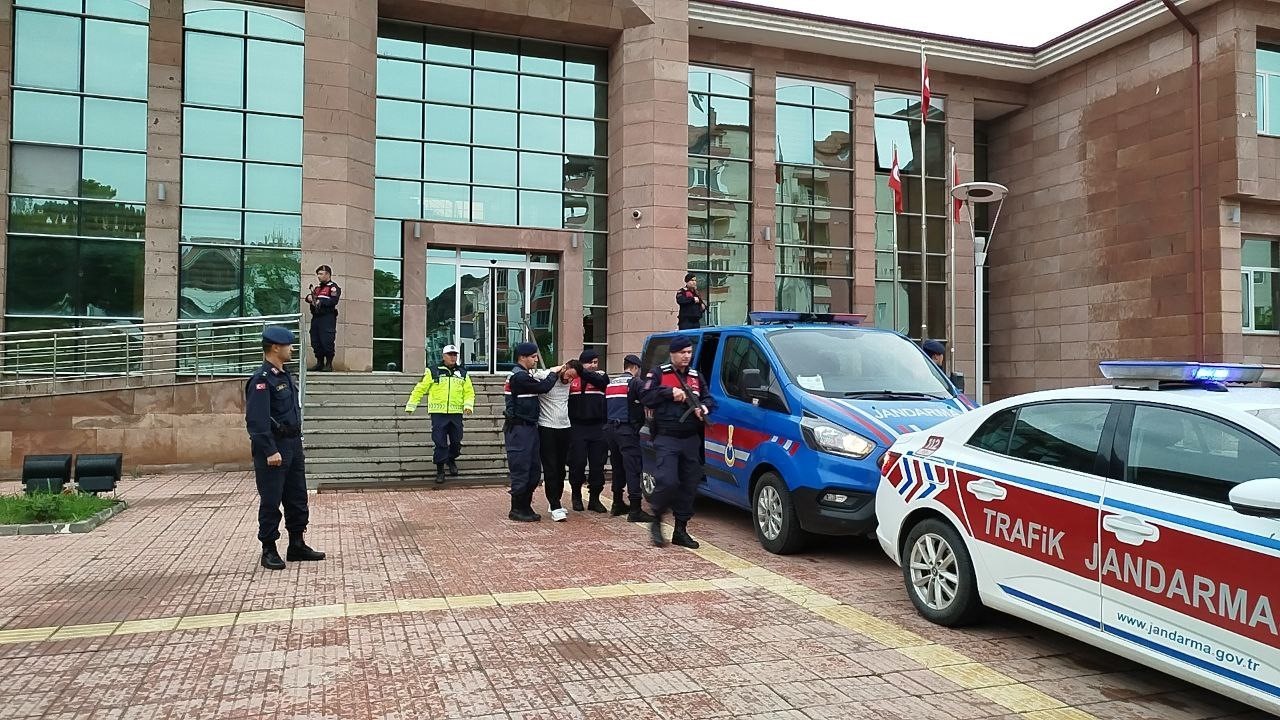 corumda-uyusturucu-operasyonu-1-tutuklama