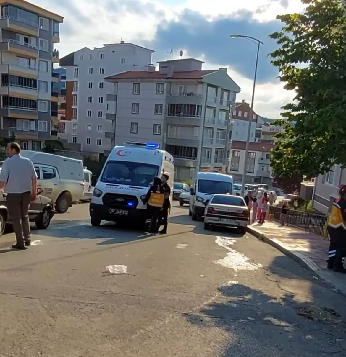 evin-mutfaginda-cikan-yangin-panige-neden-oldu
