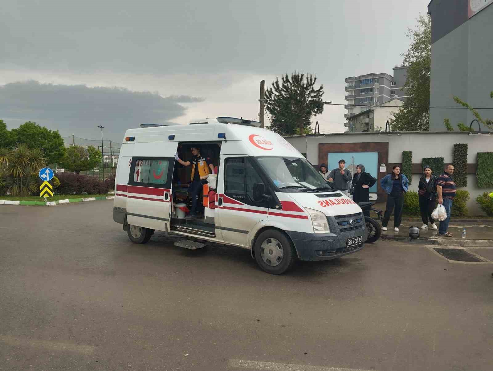 hafif-ticari-aracin-carptigi-motosikletli-yaralandi
