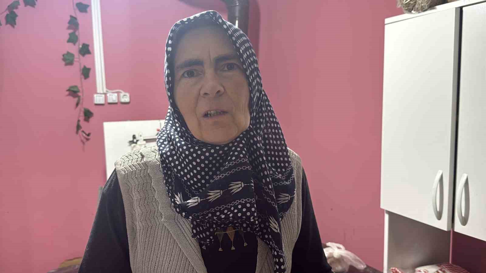 motosiklet-suruculerine-ceza-yagdi-onlar-ise-cekirdek-yiyerek-izledi