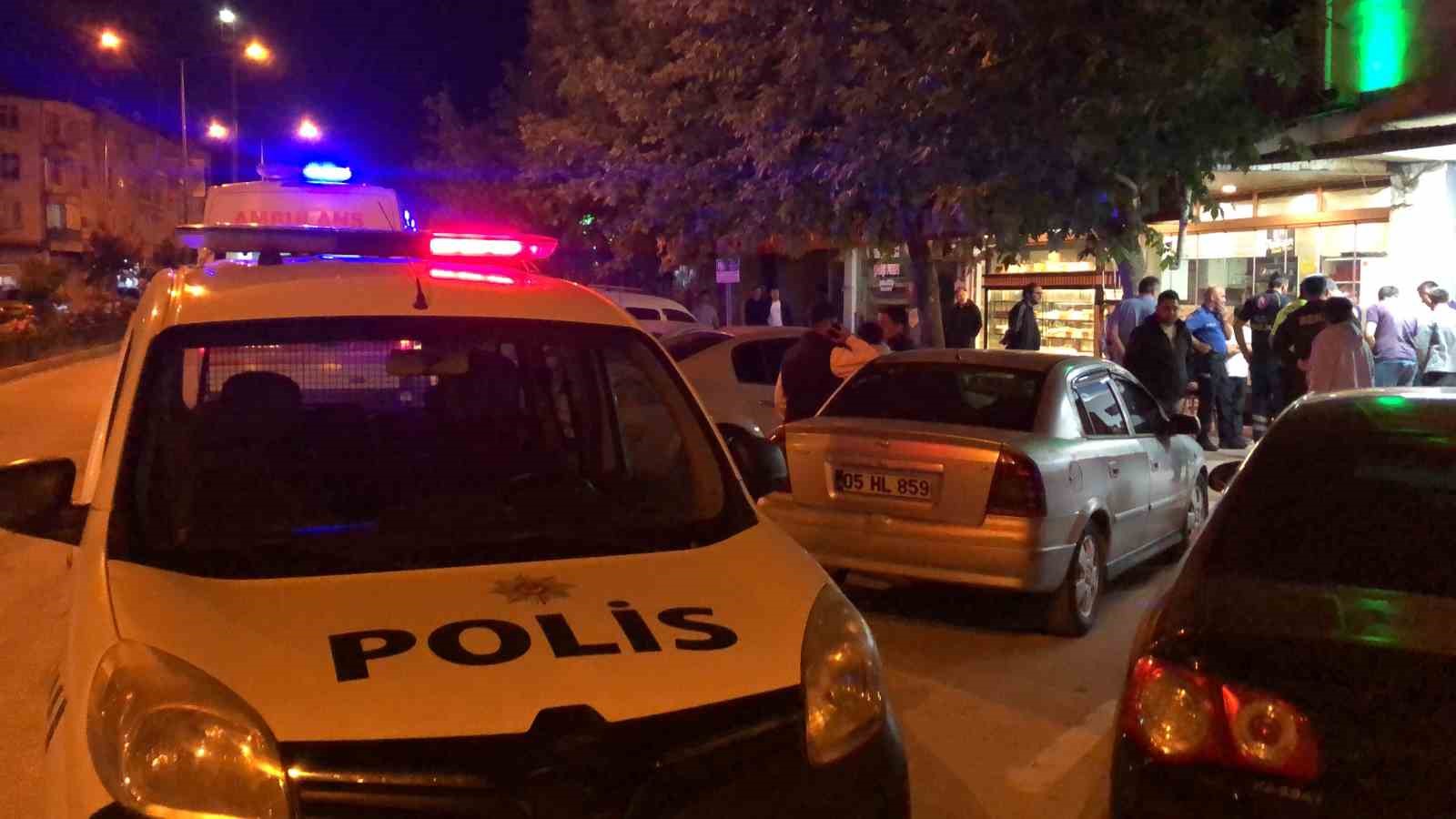 tasovada-yasli-adama-carpan-motosikletli-olay-yerinden-kacti