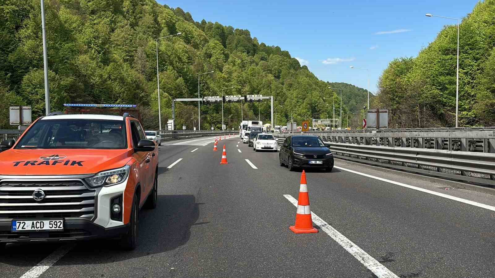 temde-otomobille-oto-kurtarici-carpisti-3-yarali