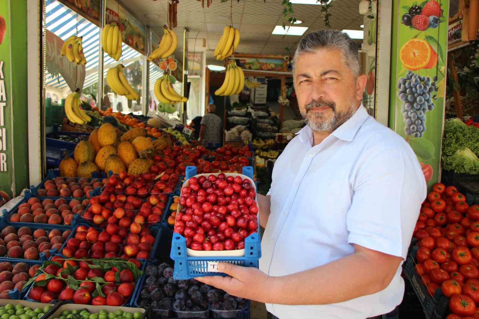 amasyada-60-yildir-yarismasi-yapiliyordu-simdi-bir-tane-bile-kiraz-yok