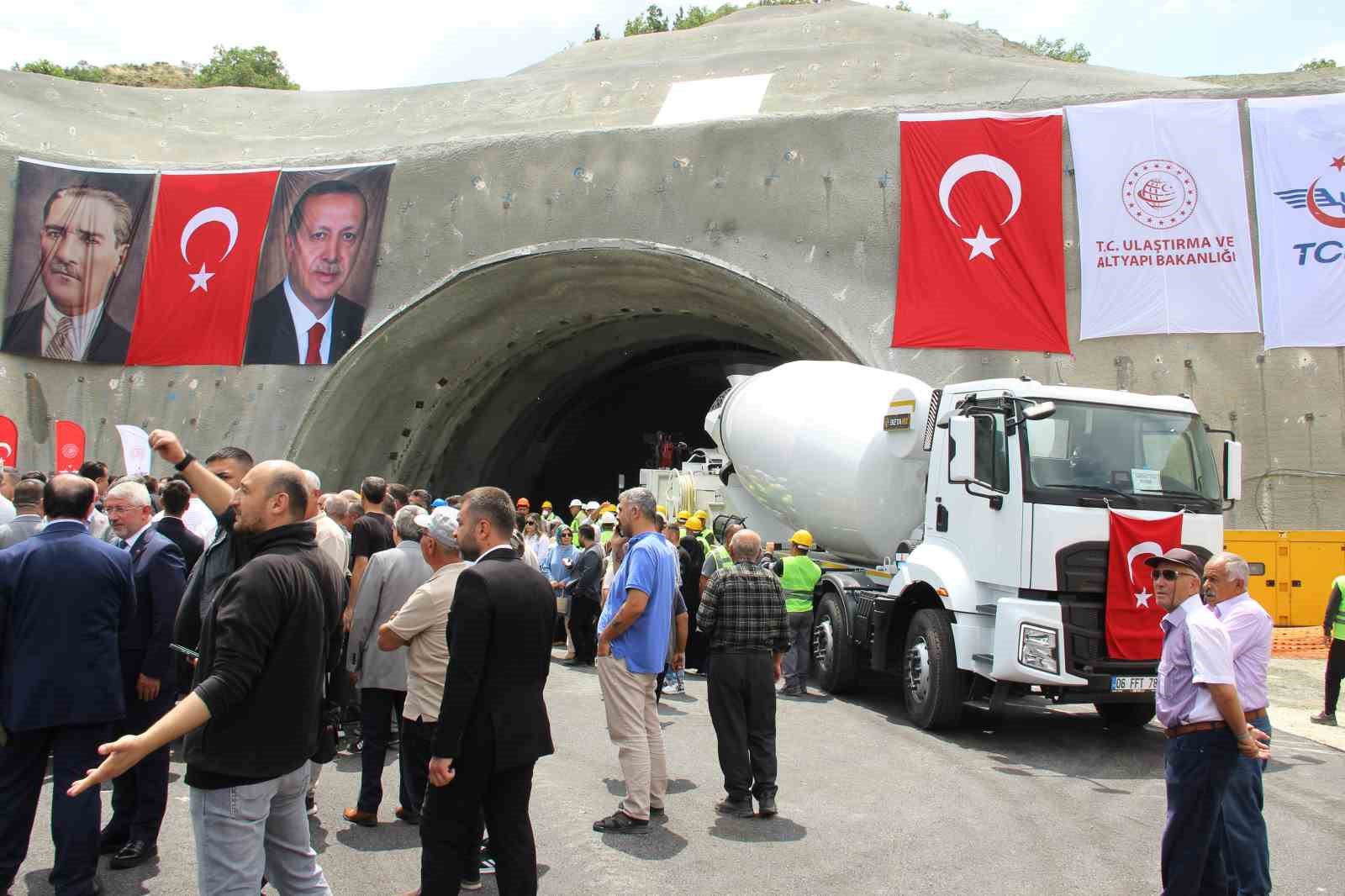 ankara-kirikkale-corum-samsun-hizli-tren-projesinde-delice-corum-etabinin-temeli-atildi
