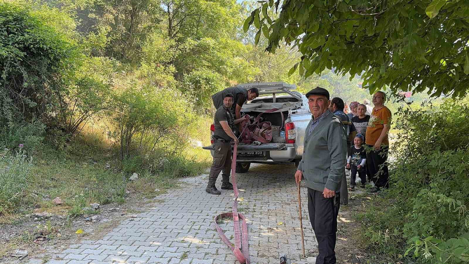 bahcede-cikan-yangin-evi-kule-ceviriyordu