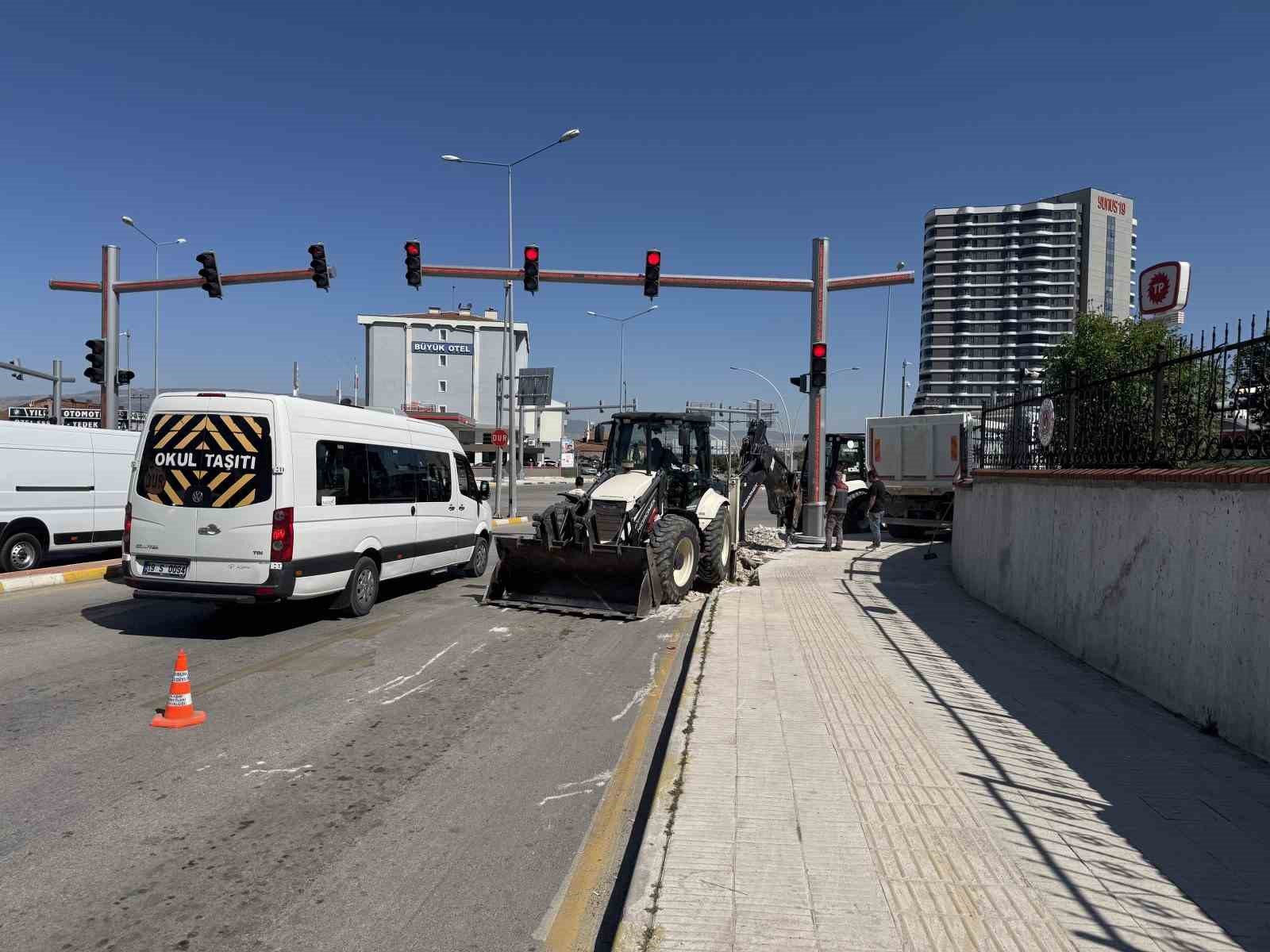 corum-belediyesinden-trafigini-rahatlatacak-calisma