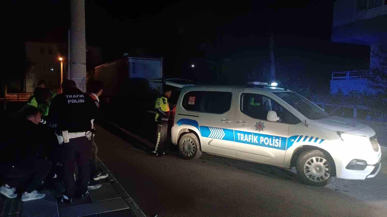 ehliyetsiz-ve-alkollu-surucu-polisten-kacamadi-95-bin-tl-ceza-kesildi