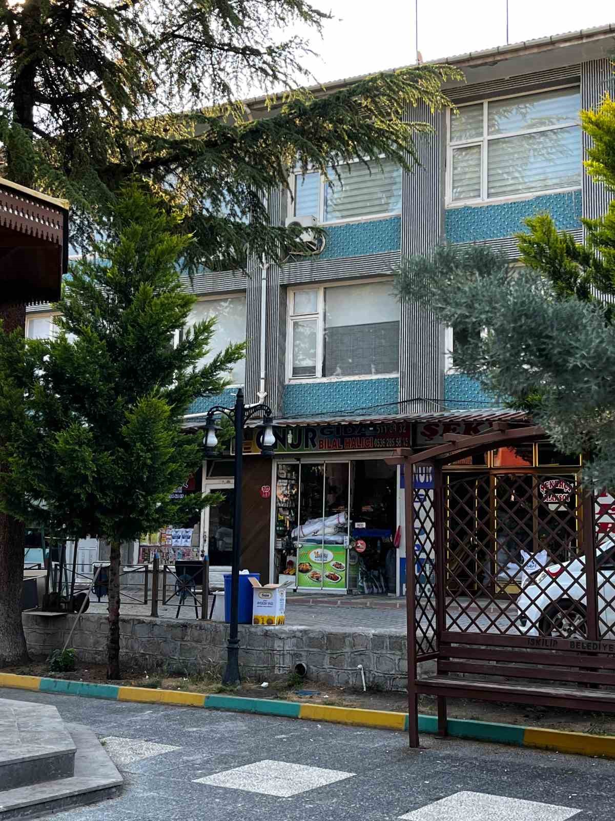 iskilipte-esnaf-kavgasi-2-yarali
