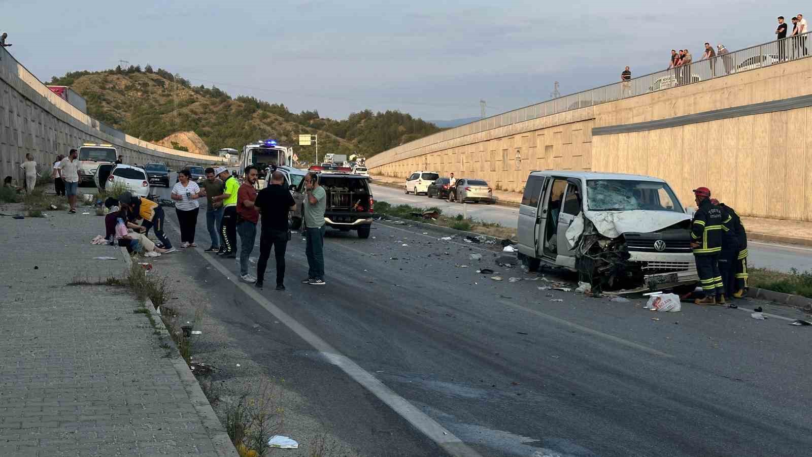 kastamonuda-zincirleme-trafik-kazasi-9-yarali