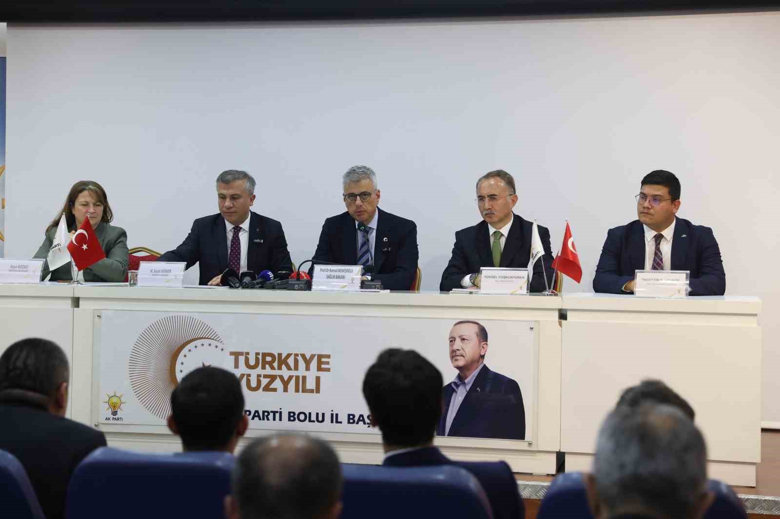saglik-bakani-memisoglu-gelismis-ulkelerin-hayal-bile-edemeyecegi-bazi-seyleri-yaptik