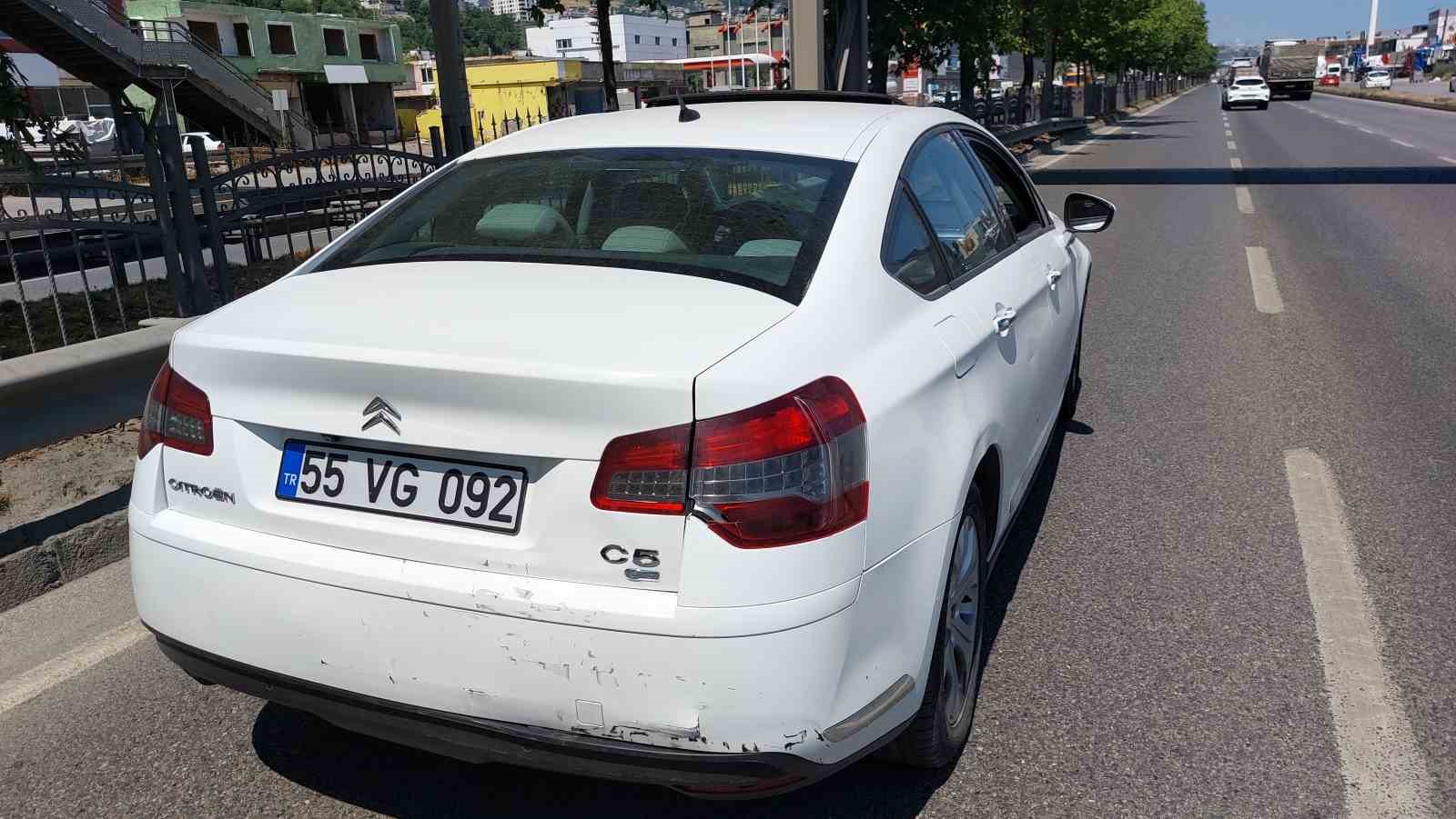 samsunda-4-aracli-zincirleme-trafik-kazasi-2-yarali